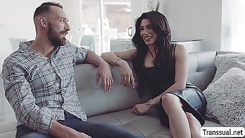 Anal brunette babe gets fucked in the mouth and ass 05d