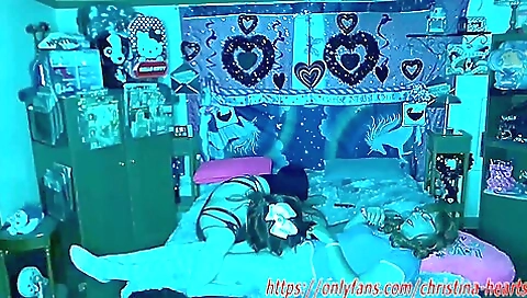 Amateur blonde gets her asshole filled with a dick