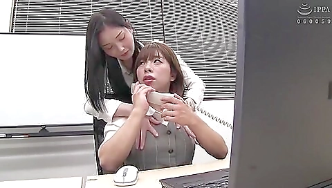 Japanese lassie with a great body and cute face doing a hot thing