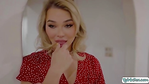 Anal sex with a hot blonde babe with natural curves 1